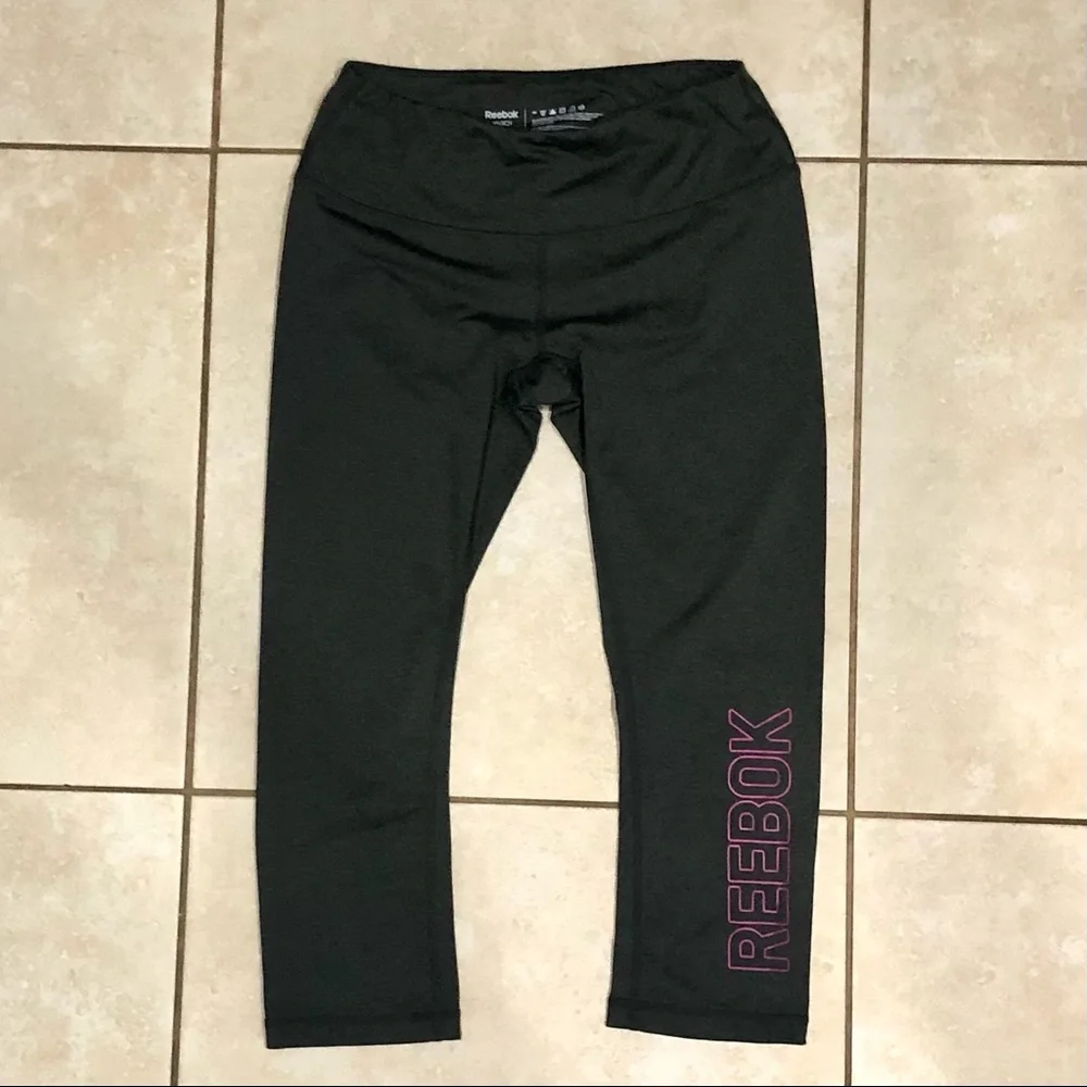 Reebok Leggings NWOT Athletic Capris XS